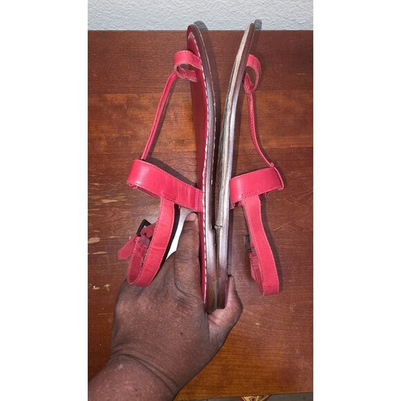 Bernardo Women's Red Leather Sandals Size 10M White Stitching & T-Strap Design - Picture 4 of 7